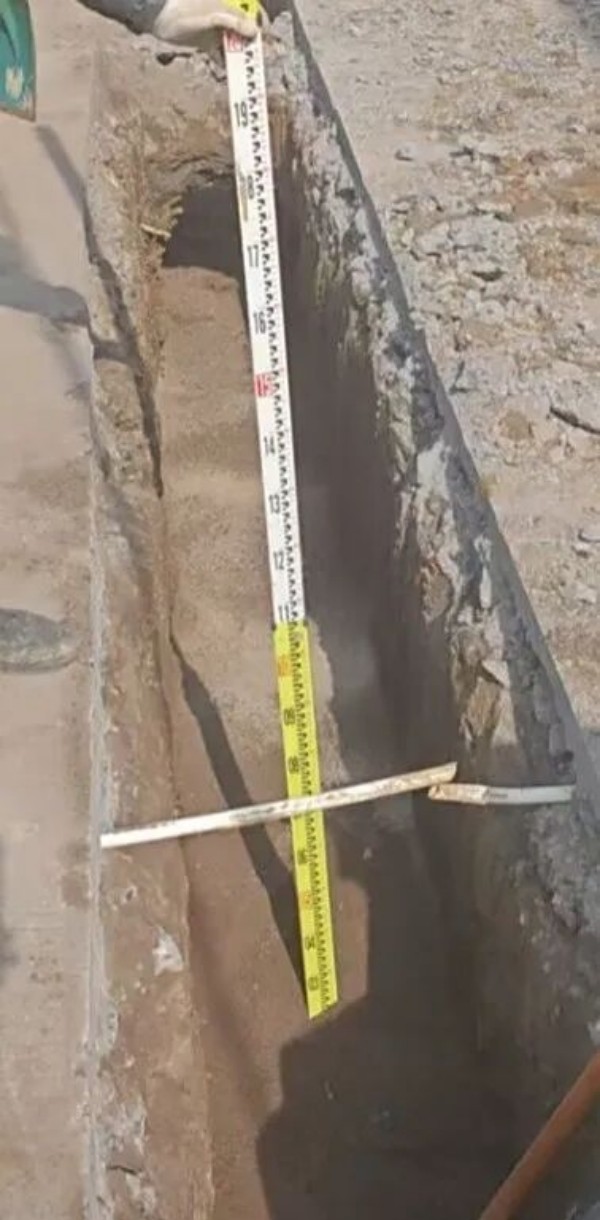 图片 2.jpg 图片 2.jpg
