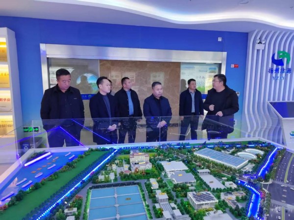 图片 1.jpg 图片 1.jpg