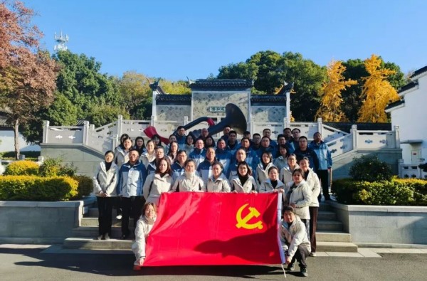 图片 1.jpg 图片 1.jpg