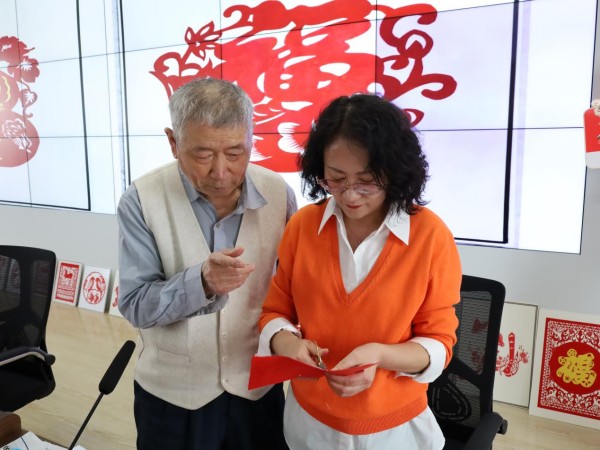图片 2.jpg 图片 2.jpg