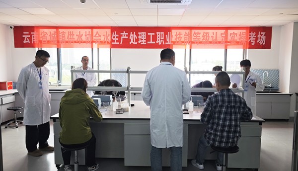 图片 1.jpg 图片 1.jpg