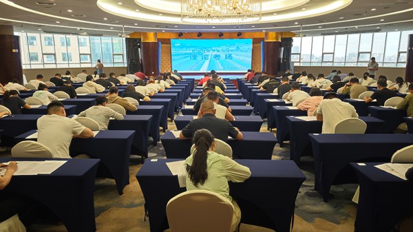图片 1.jpg 图片 1.jpg